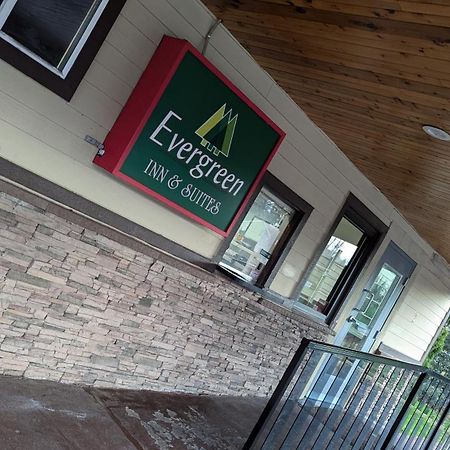 Evergreen Inn & Suites Portland (Adults Only) Exterior photo
